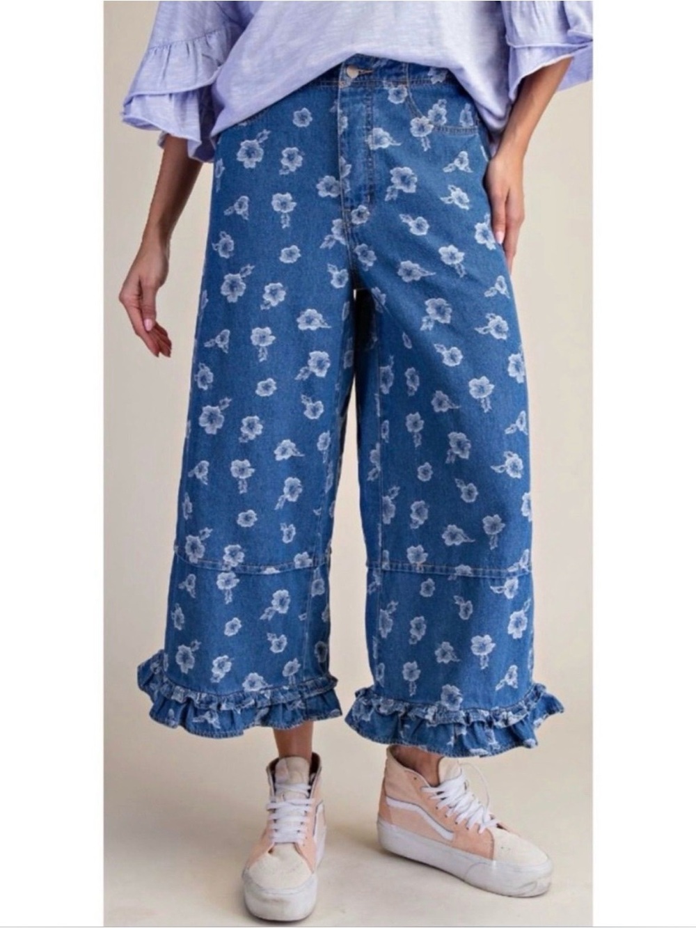 NWT Easel Floral Print Stretchy Waist Ruffle hem Wide Cropped Denim Pants, Large